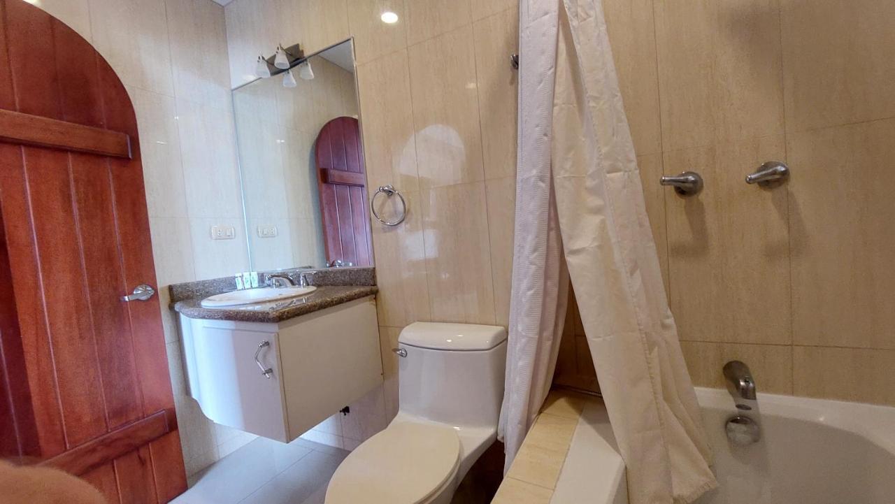 Hotel Voyager Manta Luaran gambar
