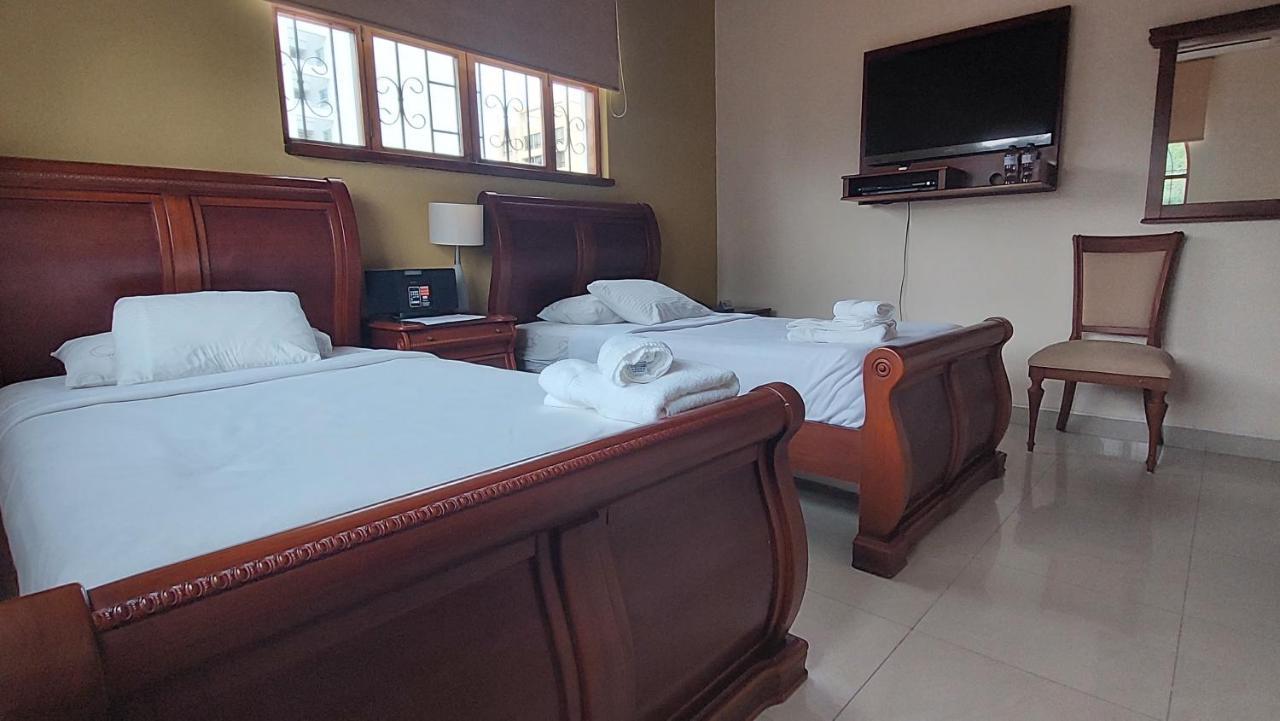 Hotel Voyager Manta Luaran gambar