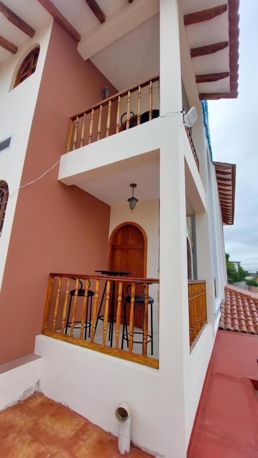 Hotel Voyager Manta Luaran gambar