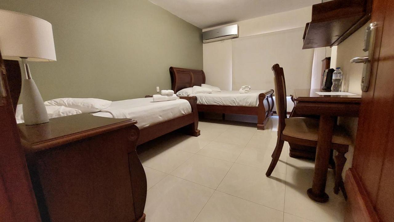 Hotel Voyager Manta Luaran gambar